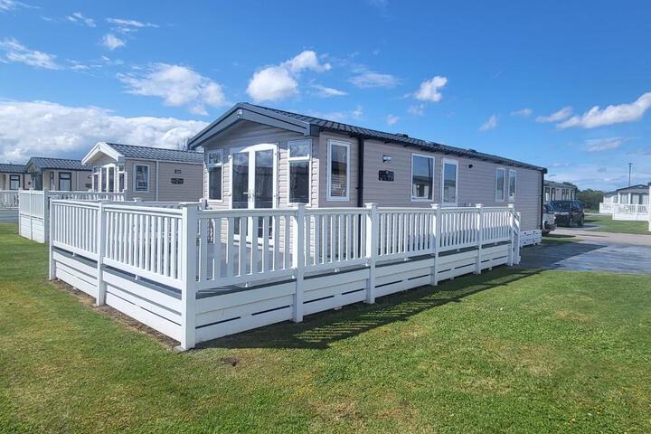 KMH Caravans at Flamingo Land