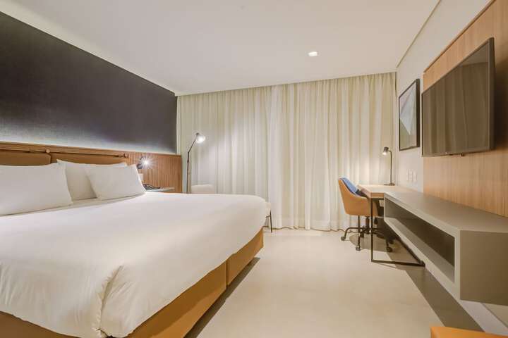 Room 47 of 131