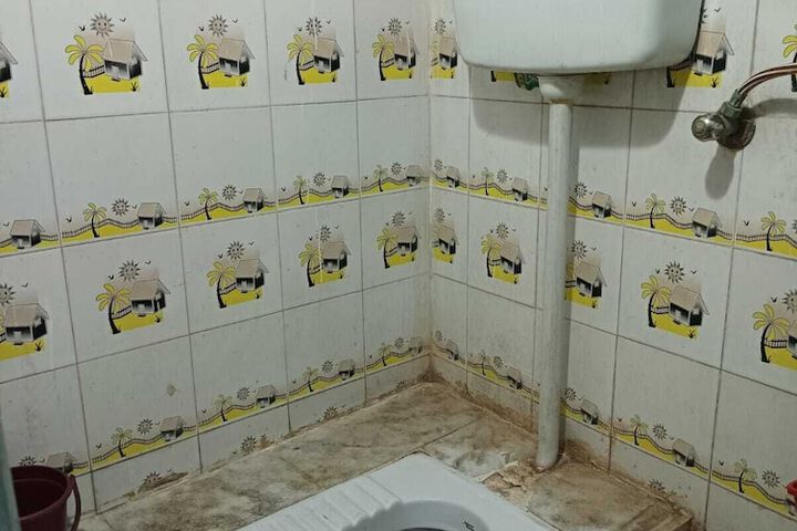 Room 49 of 69