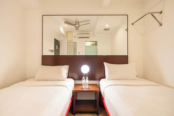 Room 38 of 44
