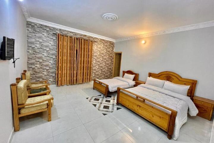 Dream Palace Naran