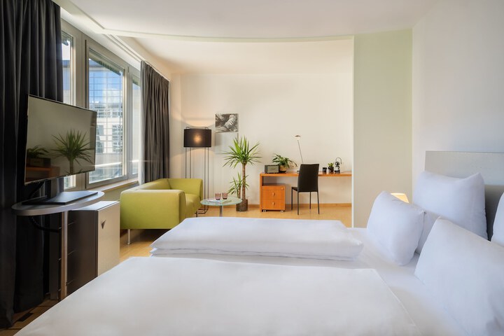 Room 27 of 56