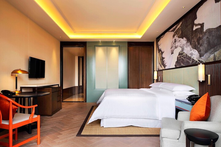 Room 12 of 50
