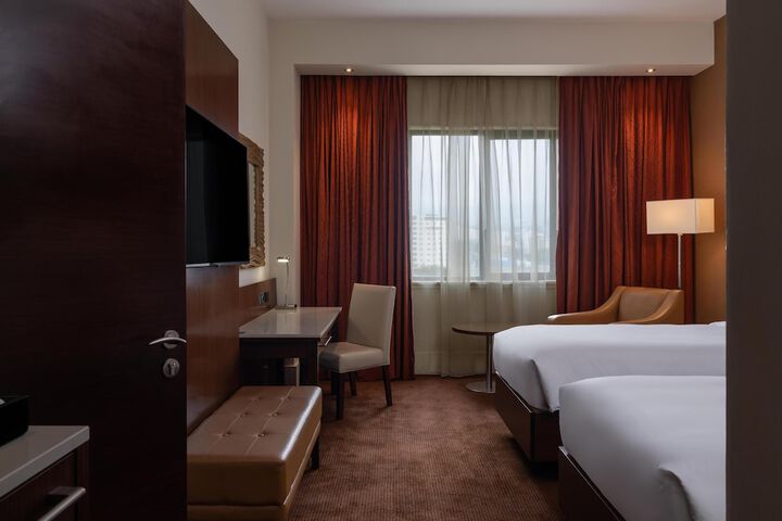 Room 43 of 201