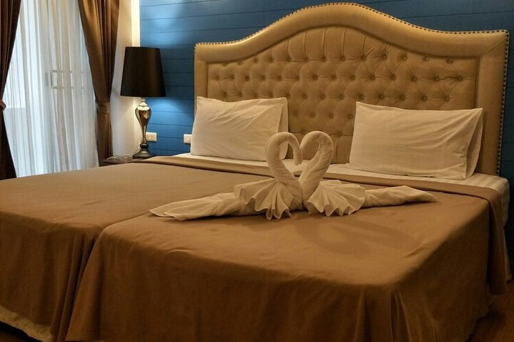 Room 19 of 29