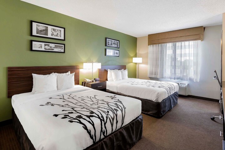 2 Queen Beds (4 of 8)