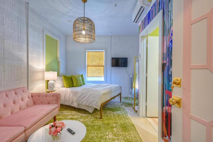 Image of The Oleander Hotel Room 6