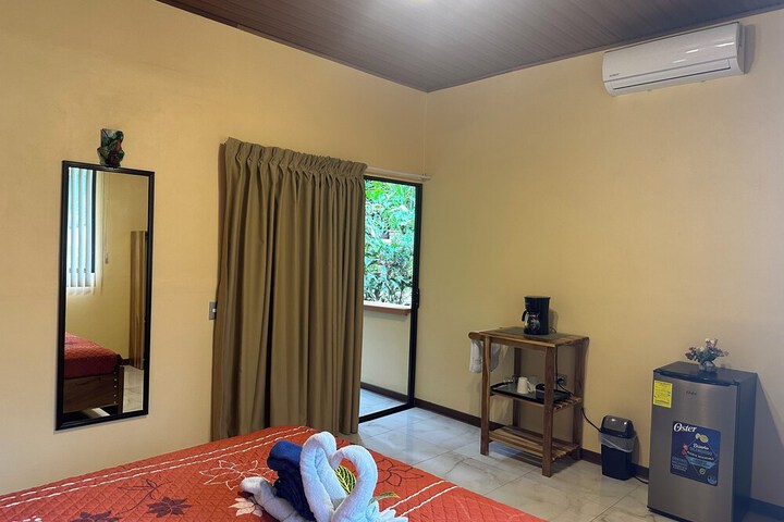 Room 98 of 141