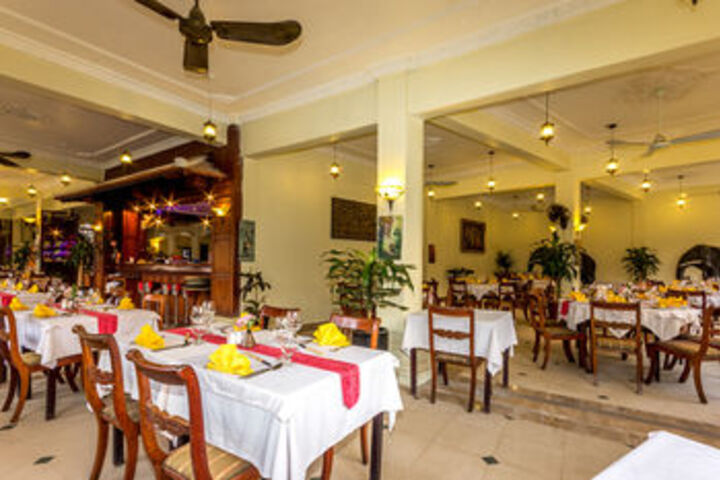 Dining 96 of 111