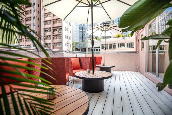 Terrace/Patio 31 of 32