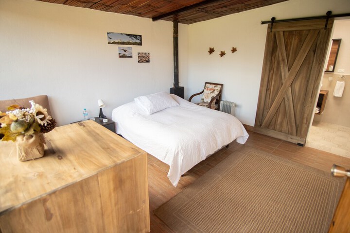 Room 6 of 34