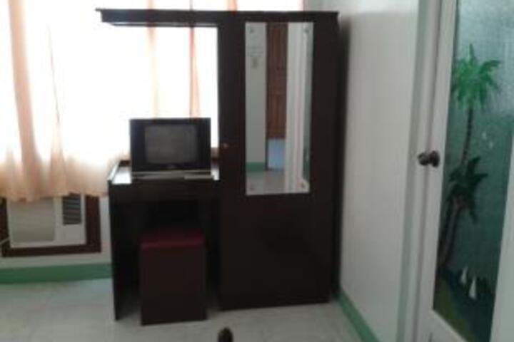 Room 3 of 5