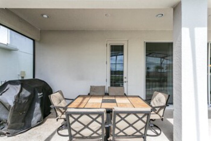 Terrace/Patio 2 of 67