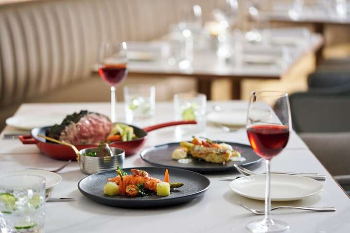 Dining 65 of 82
