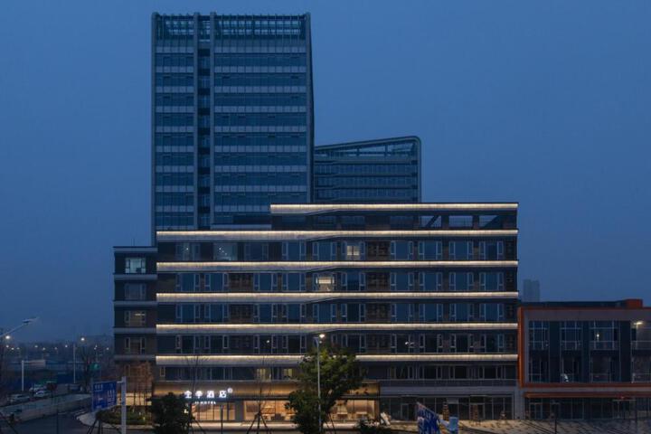 Ji Hotel Wuhan Linkonggang Avenue