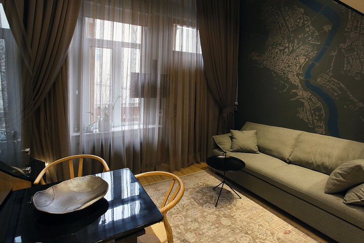 Room 73 of 131
