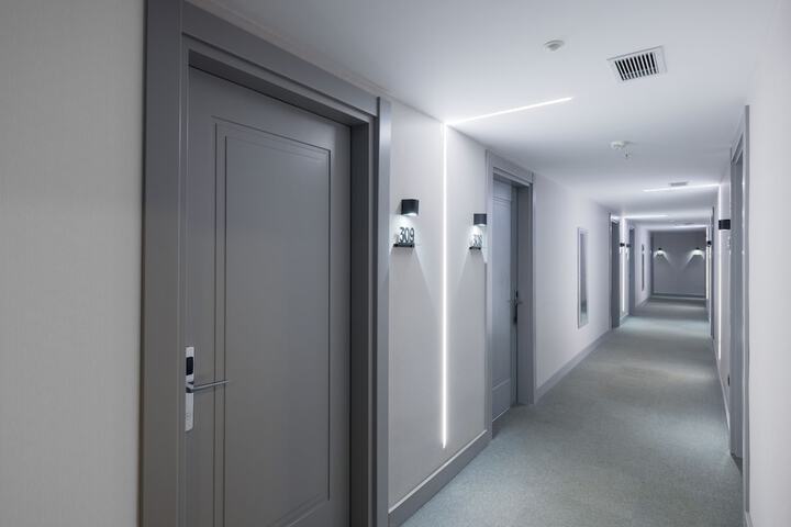 Ballroom/Hall 62 of 66