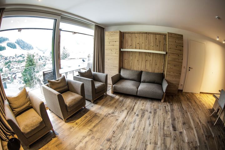 Room 47 of 115