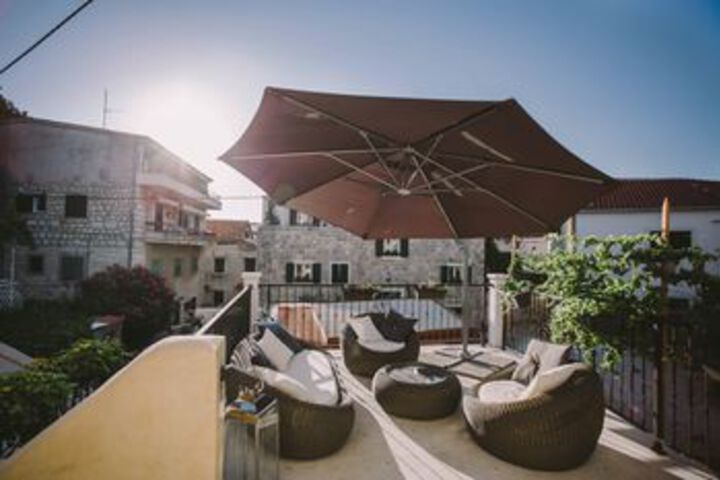Terrace/Patio 5 of 183
