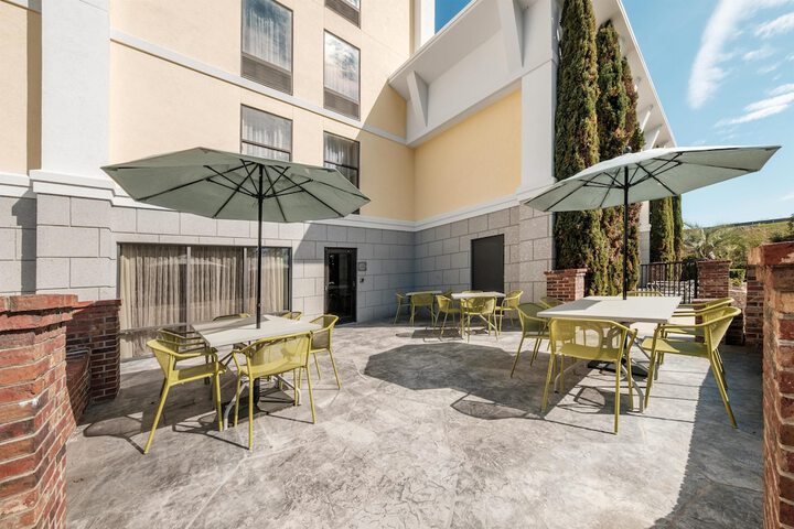 Terrace/Patio 42 of 43