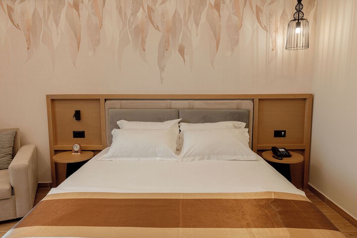 Room 3 of 12