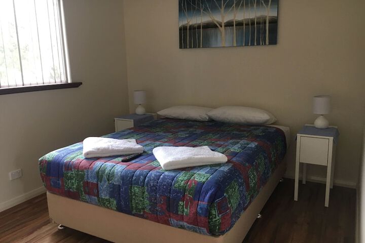 Room 3 of 79