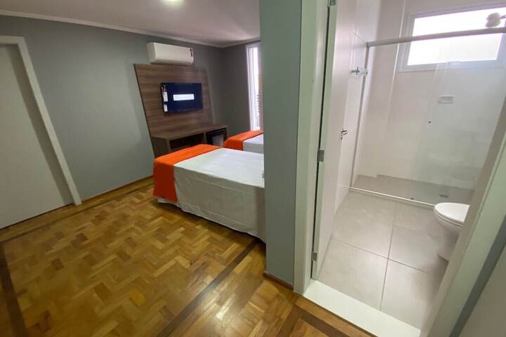 Room 15 of 22
