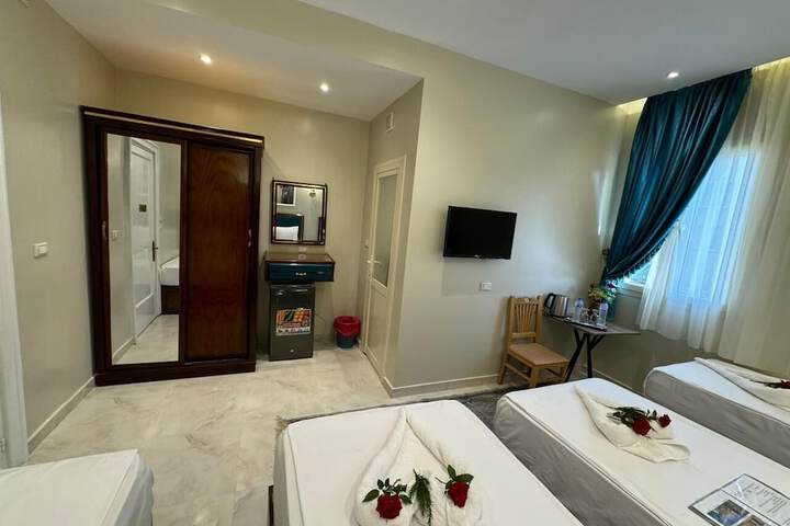 Room 40 of 137