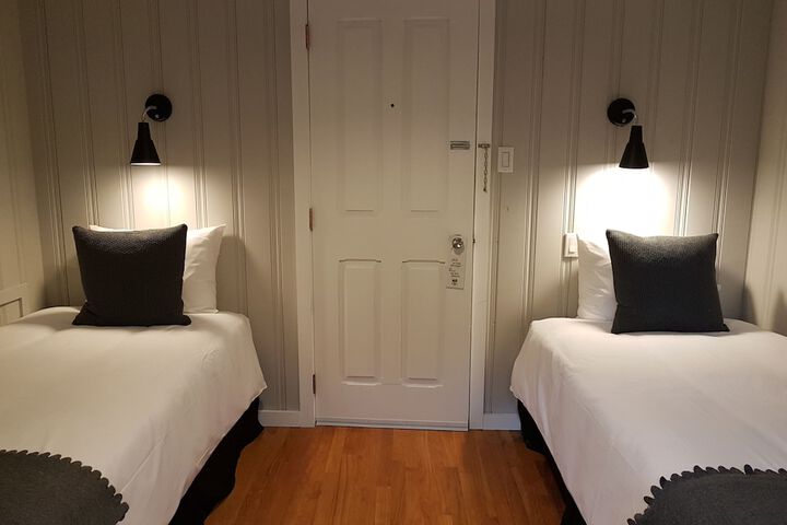 Room 5 of 57