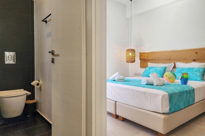 Room 41 of 182