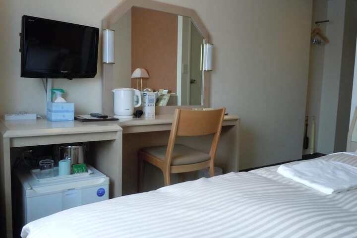 Room 16 of 55