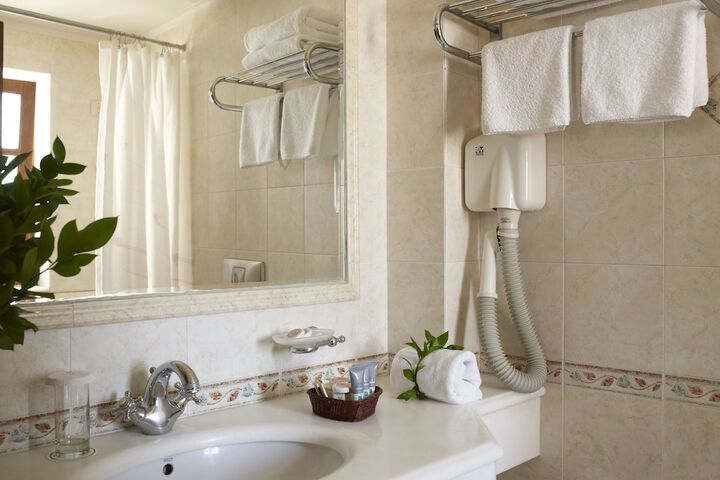 Clean Restrooms