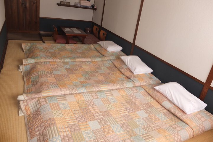 Room 27 of 54
