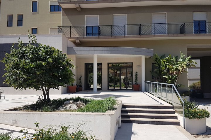 Hotel 16 of 16