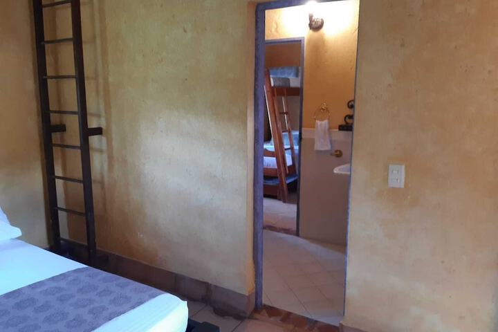 Room 21 of 39