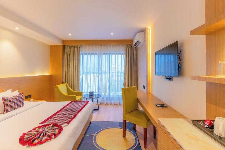 Room 18 of 35