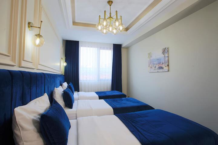 Room 10 of 75