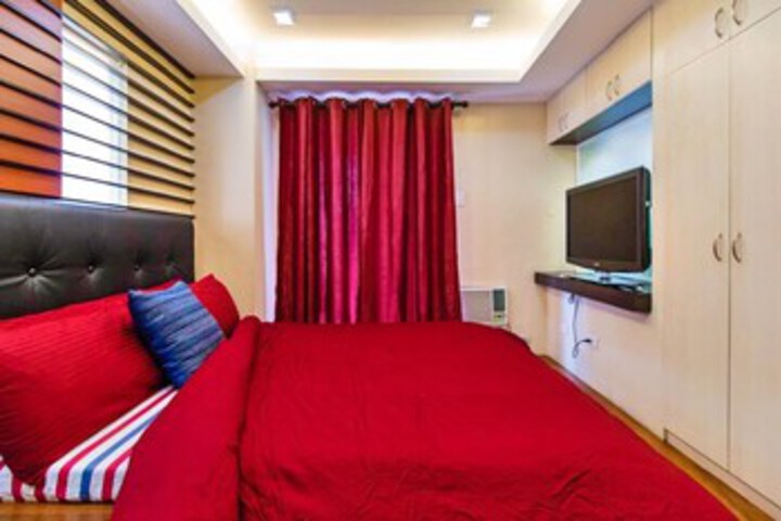 Room 53 of 63