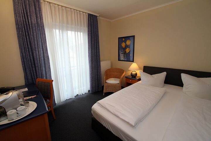 Room 6 of 47