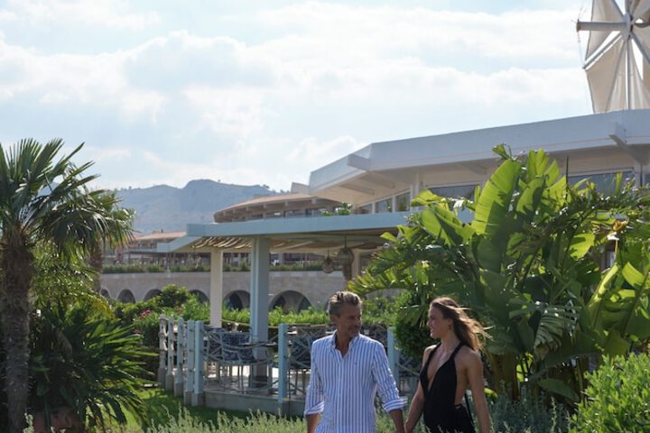 Hotel Exterior 160 of 180