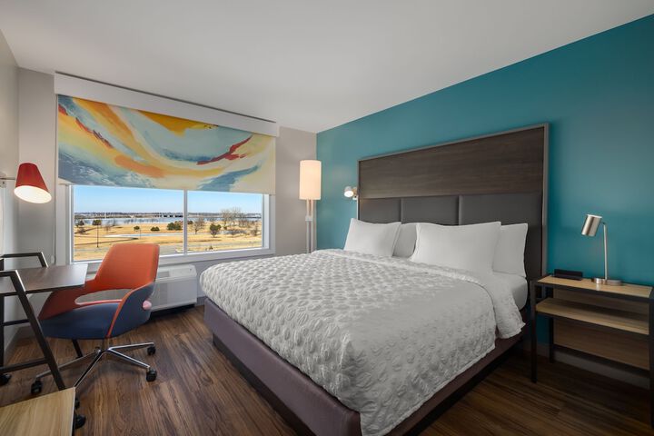 Room 14 of 38