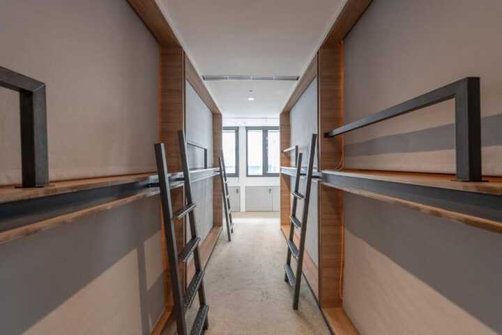 Room 12 of 24