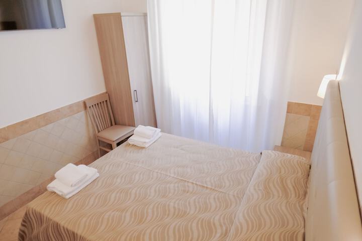 Room 31 of 63