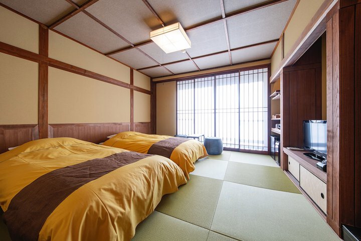 Room 14 of 84