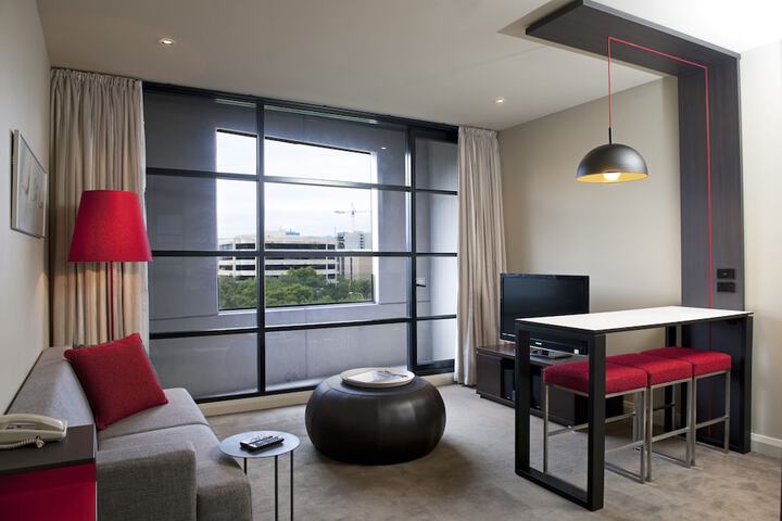 Room 19 of 39