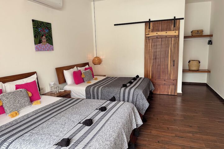 Room 18 of 53