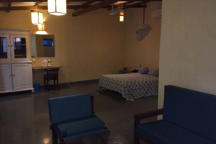 Room 75 of 233