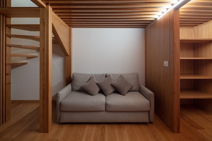 Room 14 of 77