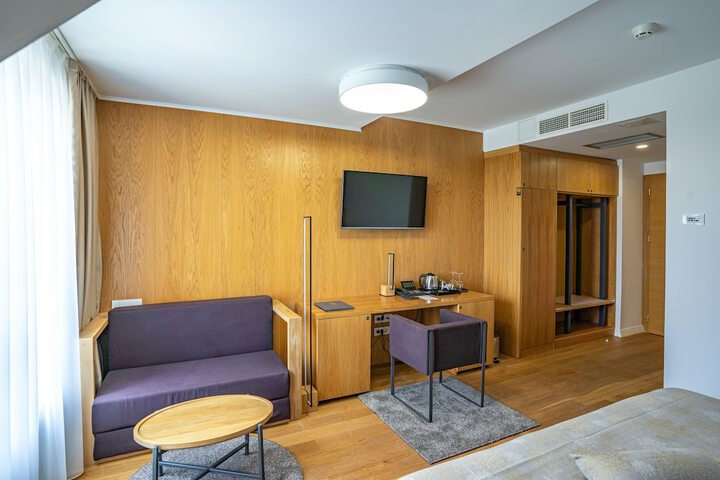 Room 13 of 45