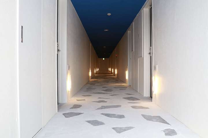 Ballroom/Hall 35 of 48
